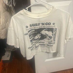 H&M Cropped Graphic Tee